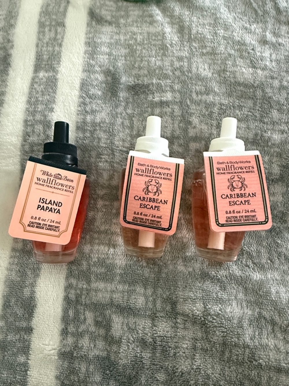 Bath & Body Works Wallflowers Refills - Island Papaya & Caribbean Escape (3)